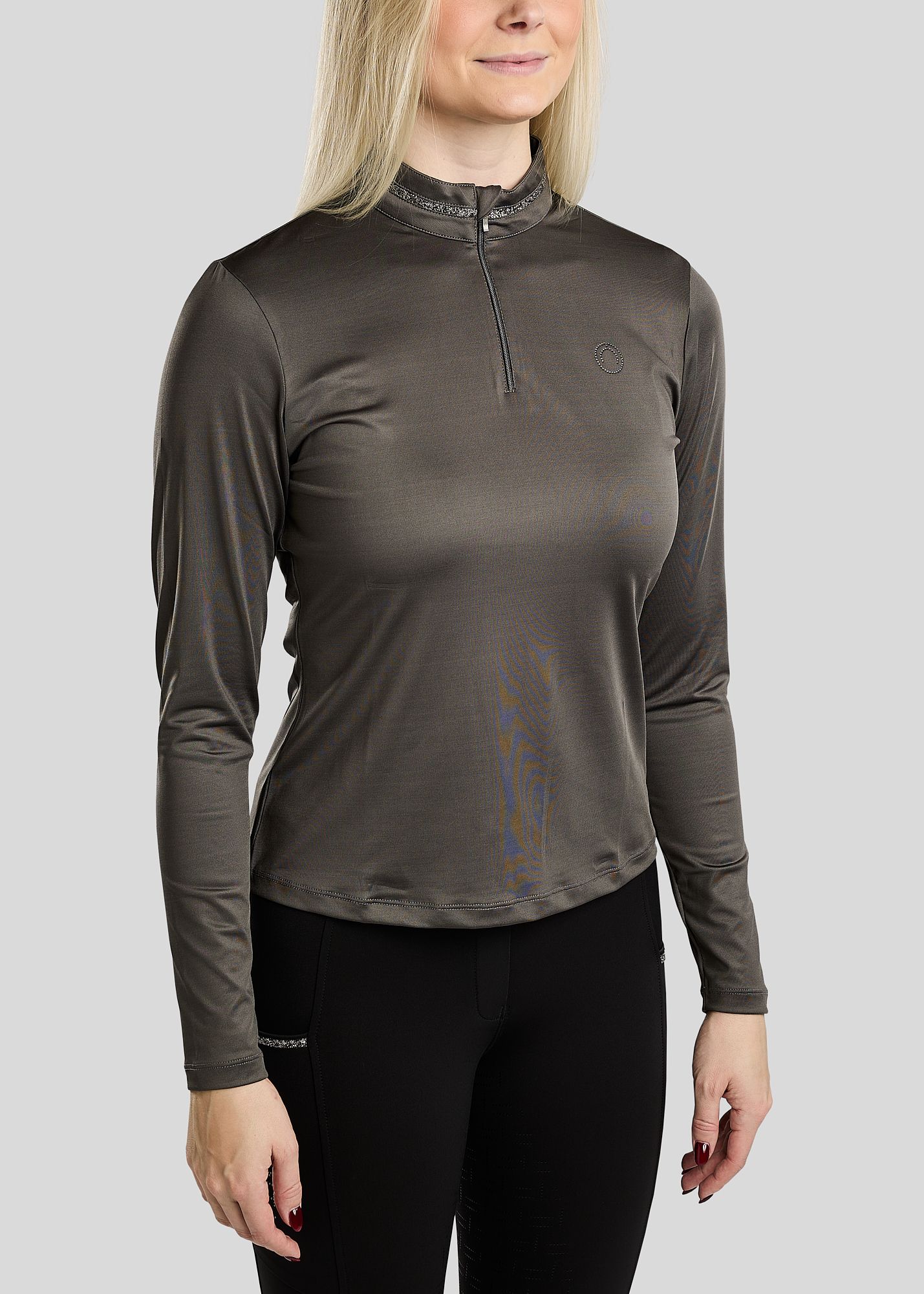 MoMaisy Long Sleeved Polo w. Gun Metal Crystal Tape and Crystal Logo - Grey 