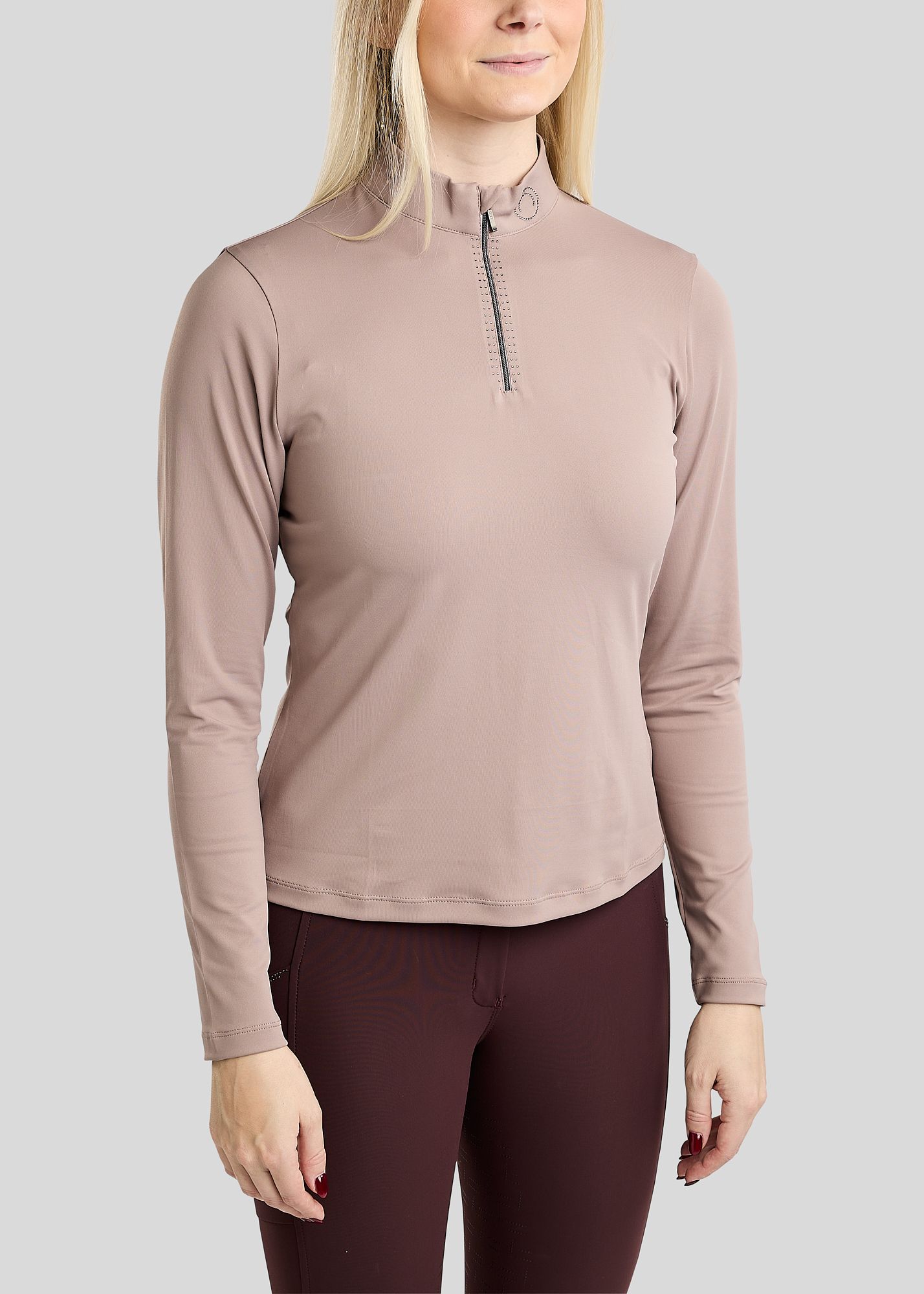 MoMaddy Long Sleeved Polo w. Gun Metal Crystals - Pearl Grey 