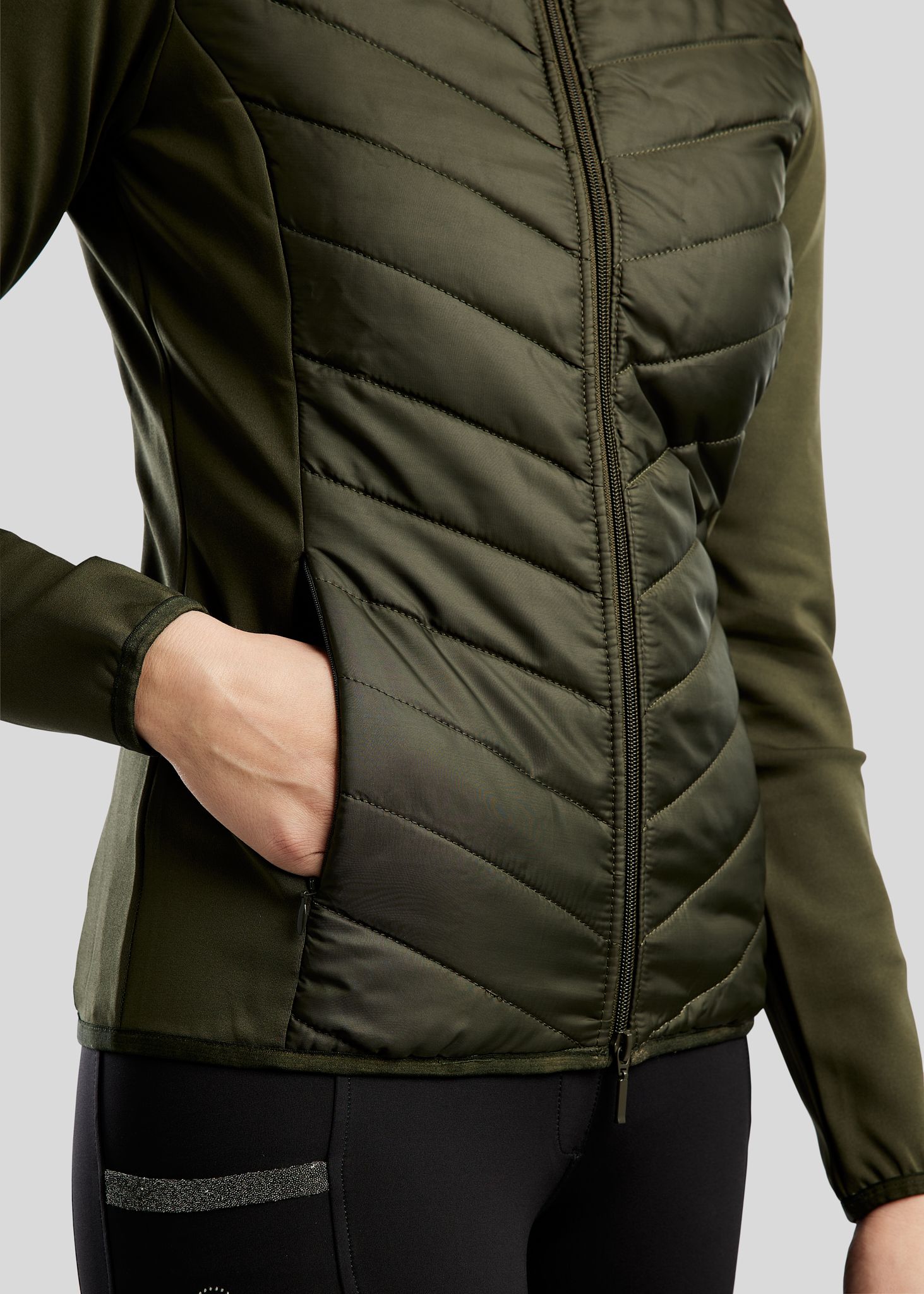 MoEliza Hybrid Jacket w. Detachable Hood and Gun Metal Crystsals - New Olive 