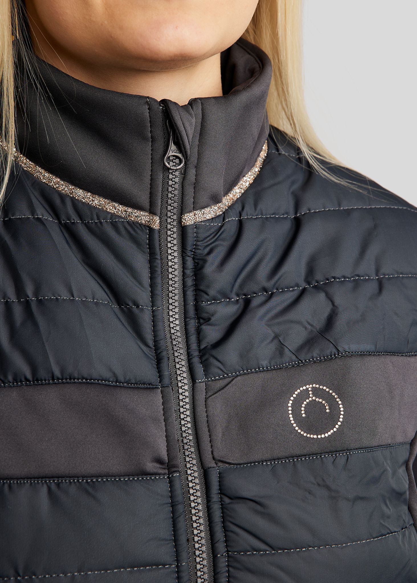 MoLila Hybrid Jacket w. Champagne Crystal Tape and Crystals - Slate Grey