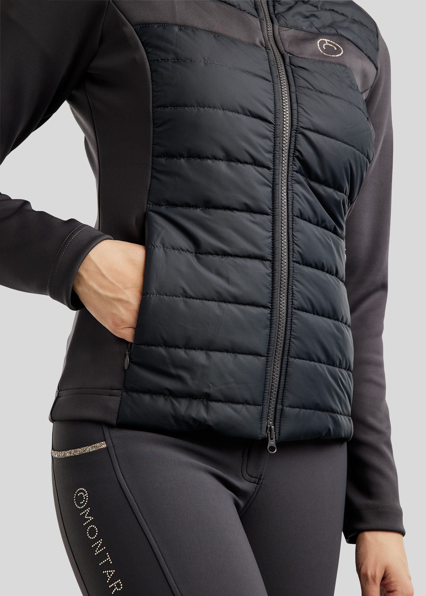 MoLila Hybrid Jacket w. Champagne Crystal Tape and Crystals - Slate Grey