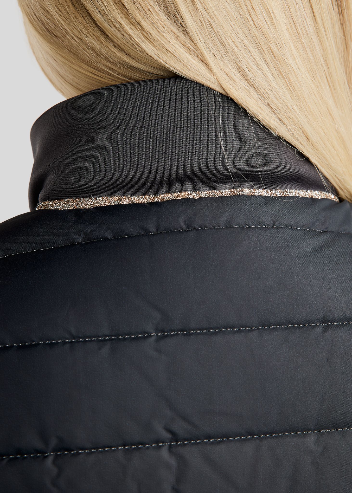 MoLila Hybrid Jacket w. Champagne Crystal Tape and Crystals - Slate Grey