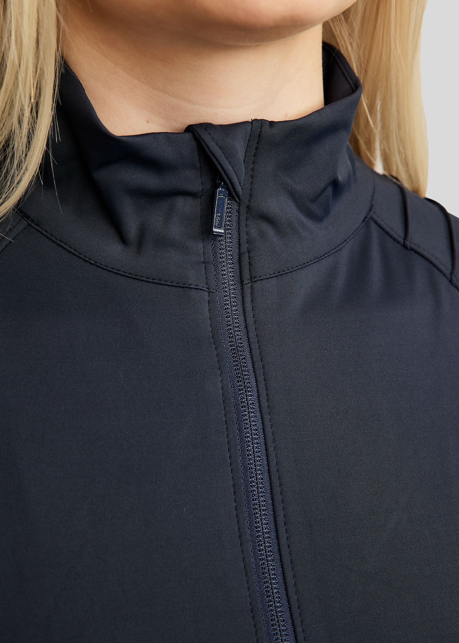 MoPearl Jacket w. Pintucks and Gun Metal Crystals - Navy