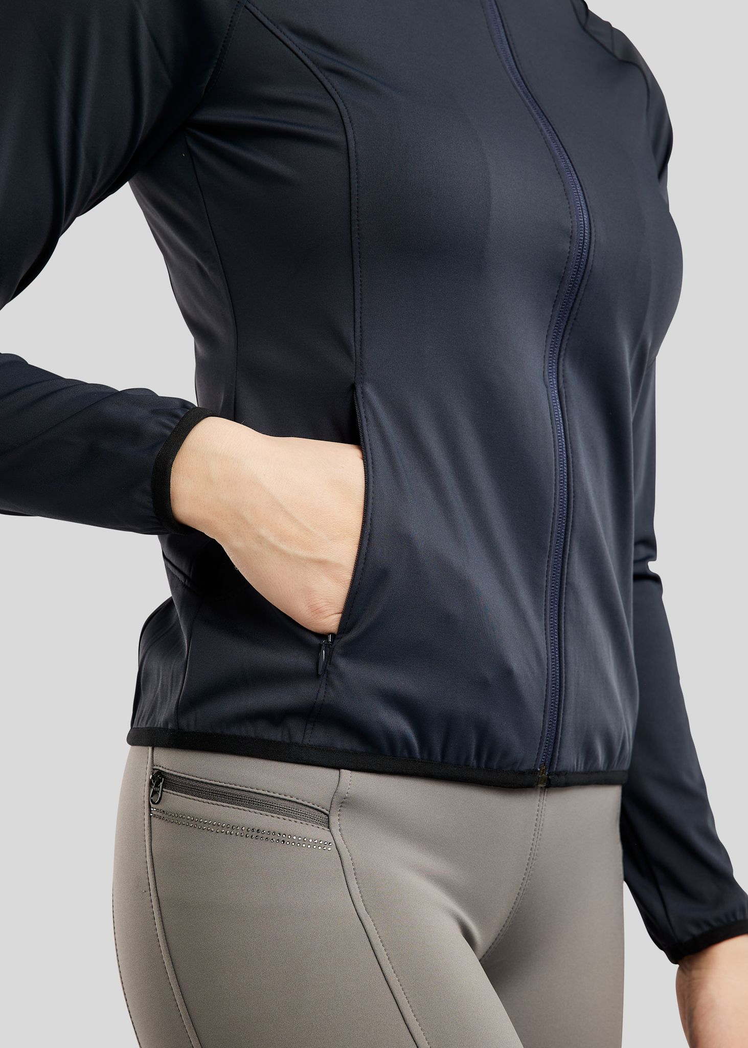 MoPearl Jacket w. Pintucks and Gun Metal Crystals - Navy