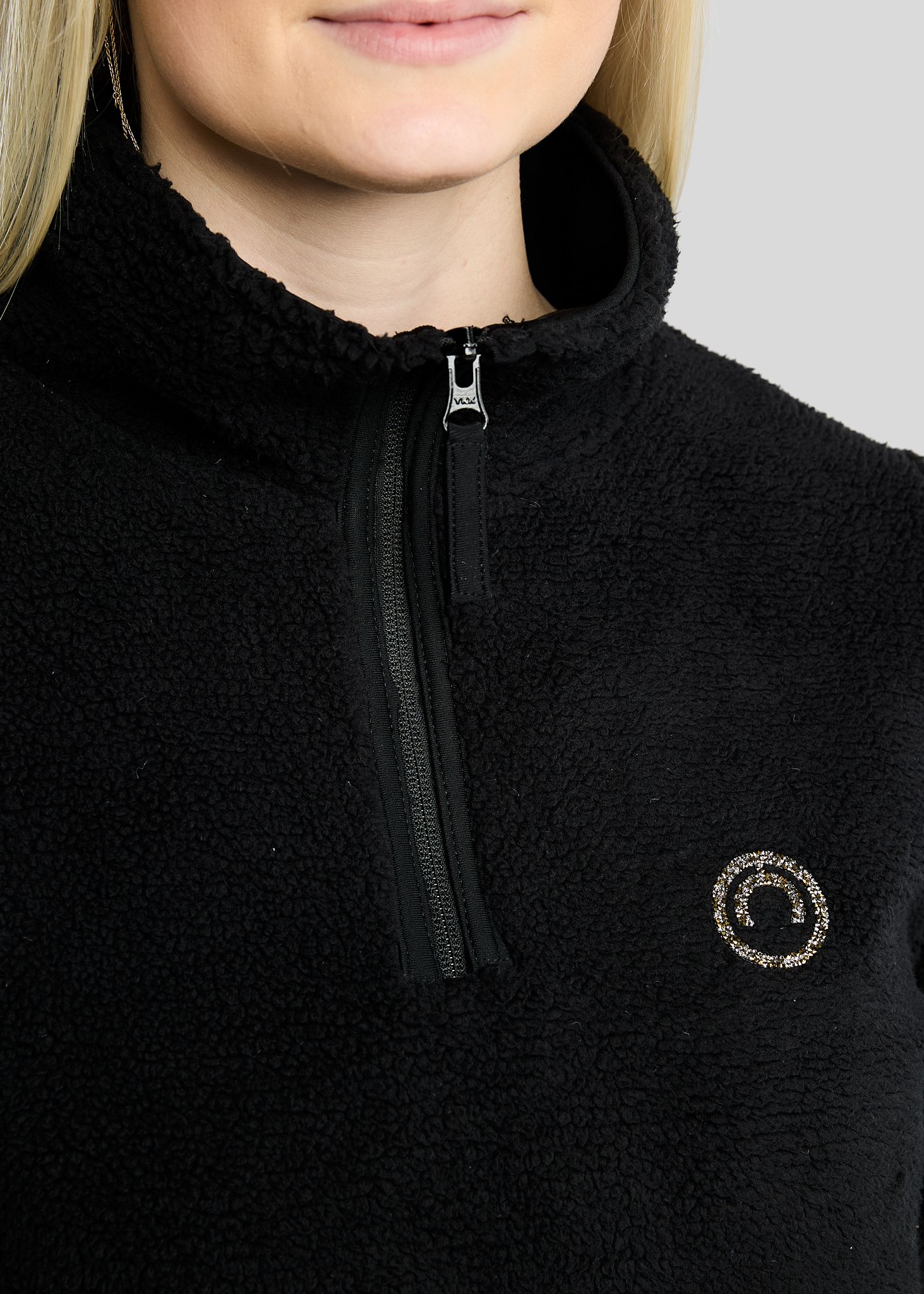 MoEbba Teddy Pile Q-Zip Jacket w. Golden Quartz Crystal Tape - Black 