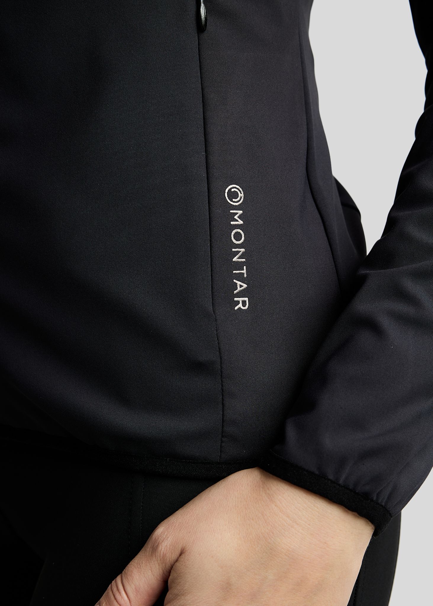 MoAddie Hybrid  Jacket w. Gun Metal Logo Charm - Black 