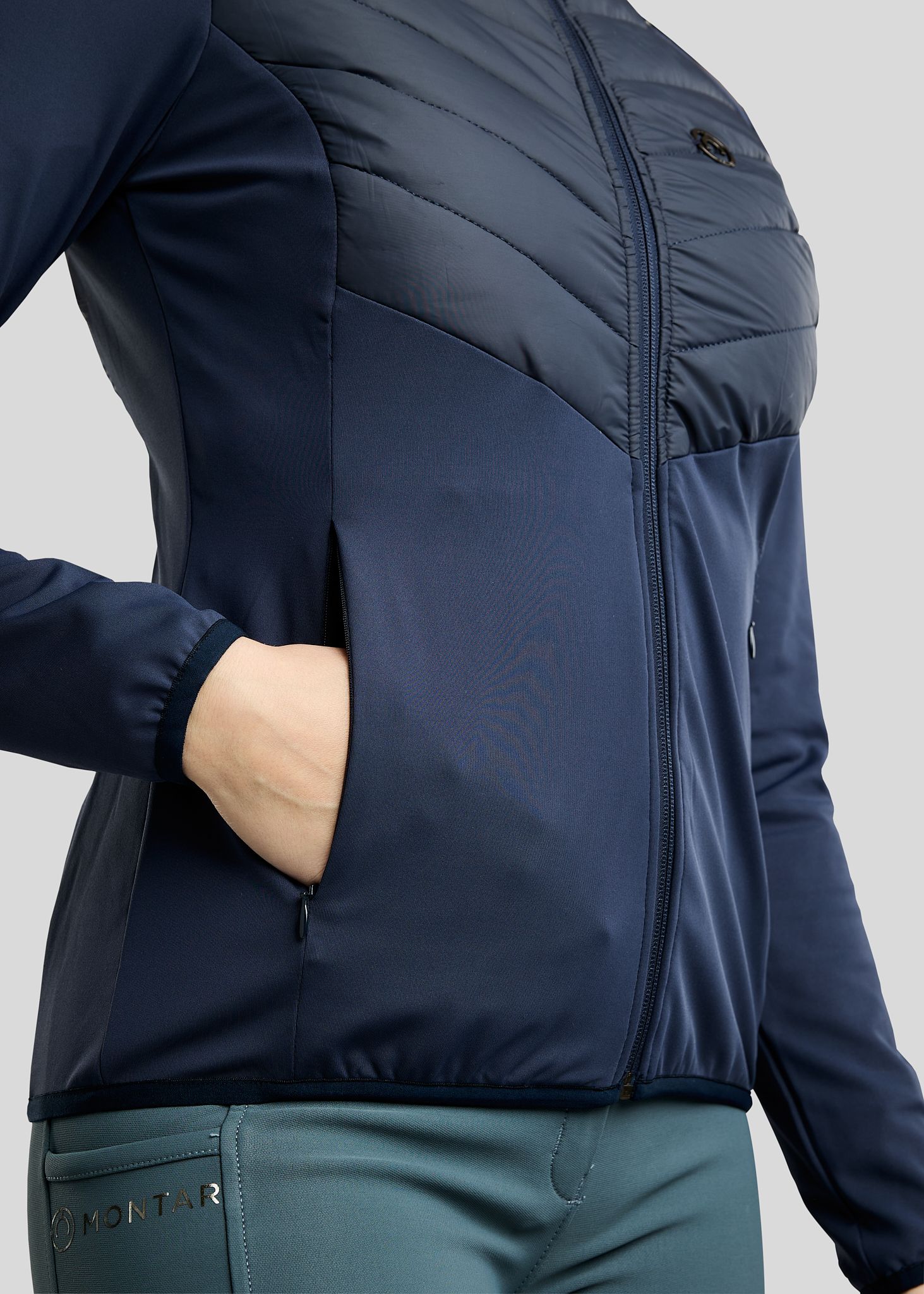 MoAddie Hybrid  Jacket w. Gun Metal Logo Charm - Navy 