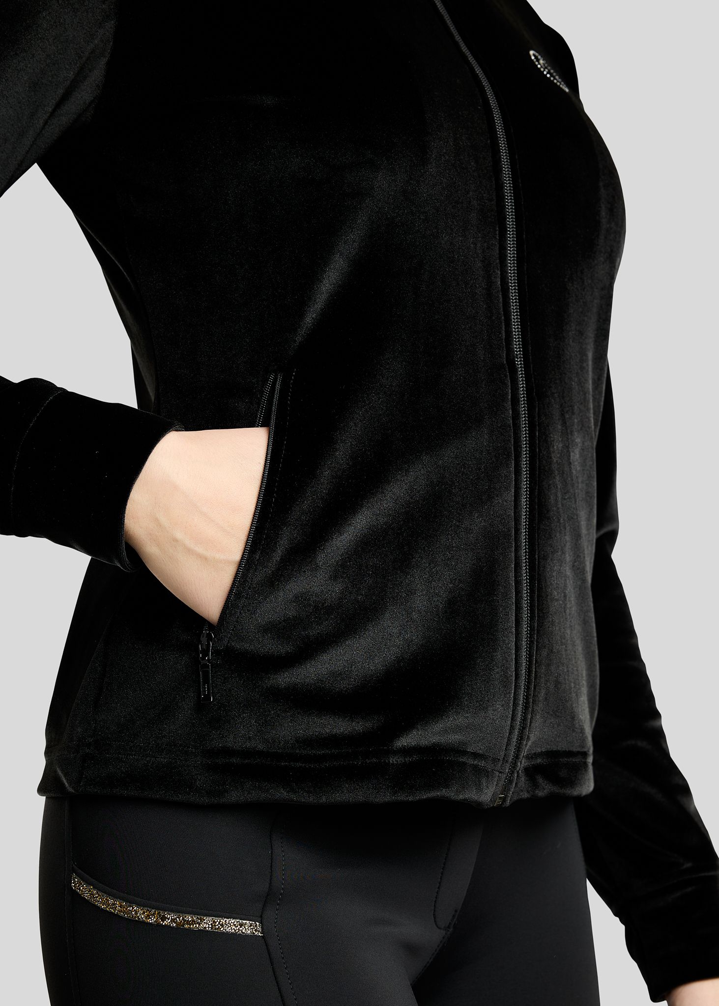 MoValerie Velvet Full Zip Jacket w. Golden Quartz Crystals - Black 