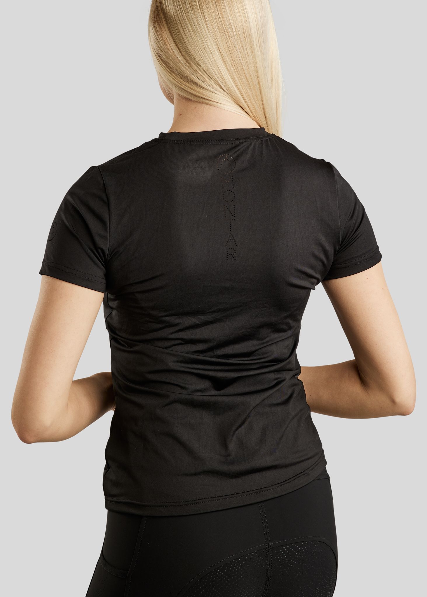 MoWendy Tee w. Lasercut Logo - Black 